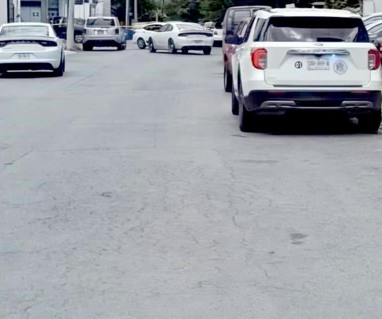 Enga&ntilde;an a empleada y entrega 50 mil pesos en San Pedro