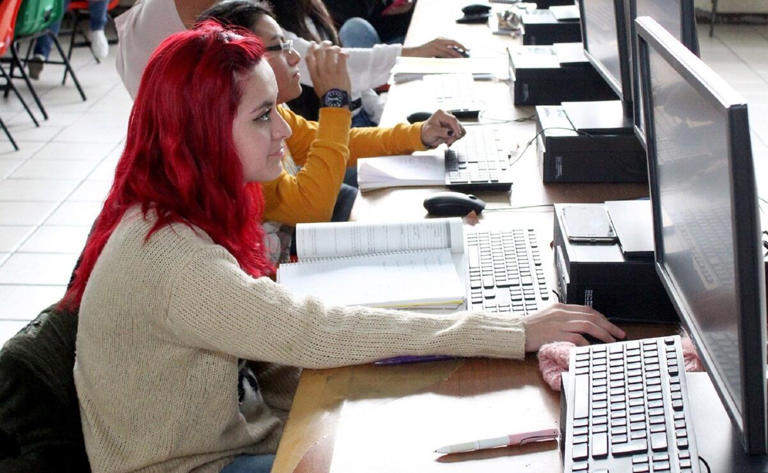Universidad Abierta de M&eacute;xico abrir&aacute; el registro para licenciaturas