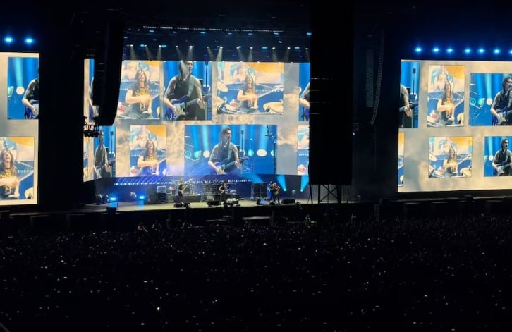 Rinde Caifanes homenaje a la Selecci&oacute;n Mexicana en su concierto
