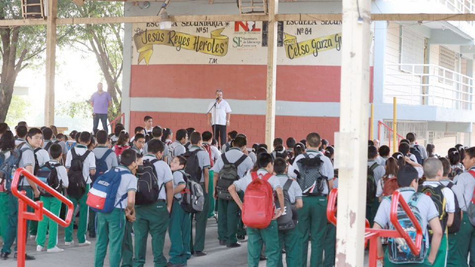 Advierten no pueden condicionar inscripciones en escuelas públicas Advierten no pueden condicionar inscripciones en escuelas públicas