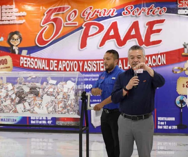 Celebra Secci&oacute;n 21 a personal de apoyo y asistencia