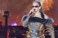 Regresa Rihanna a los escenarios durante concierto de Jay-Z