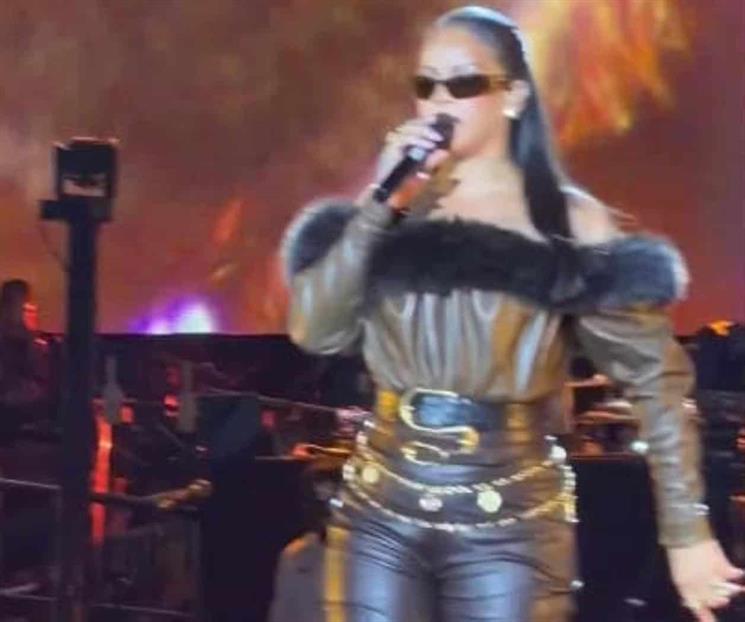 Regresa Rihanna a los escenarios durante concierto de Jay-Z
