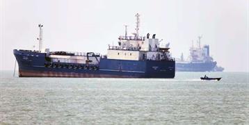 Repunta petr&oacute;leo tras cierre del estrecho de Ormuz