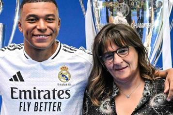 &iexcl;El estr&eacute;s que genera el futbol a la madre de Mbapp&eacute;!