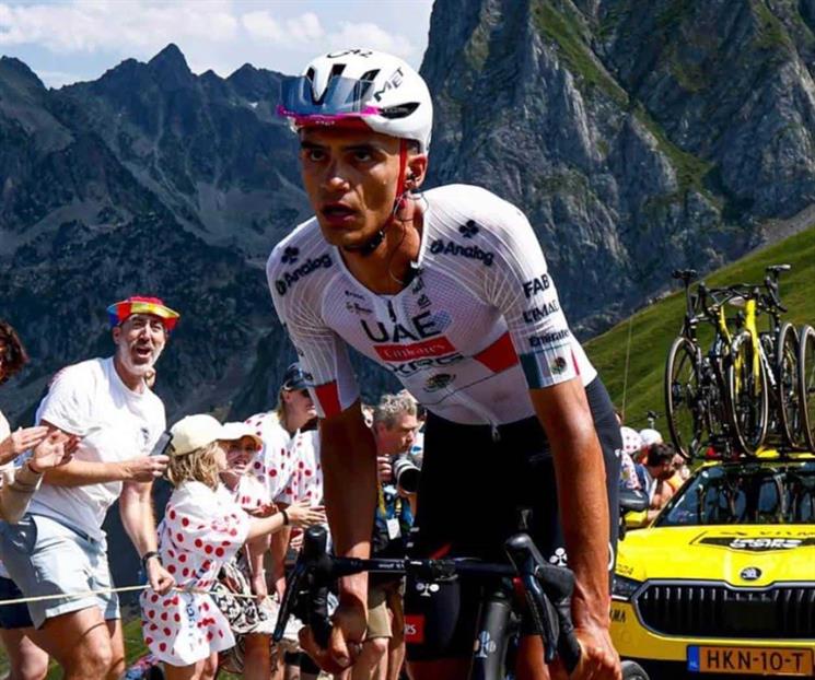 Isaac del Toro pierde terreno en el tour de Francia