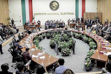 Desmarcan al INE por aspirantes adelantados