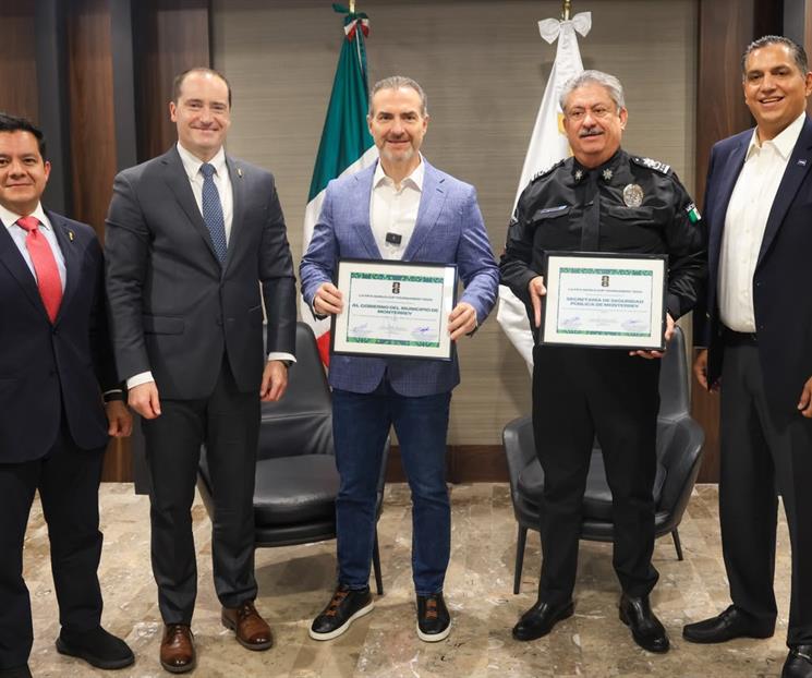Entrega FIFA reconocimiento a Monterrey por participaci&oacute;n en Mundial