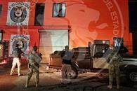 Aseguran artefacto explosivo y un arma larga