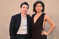 Elliot Page y Julia Shiplett presumen su amor en alfombra roja