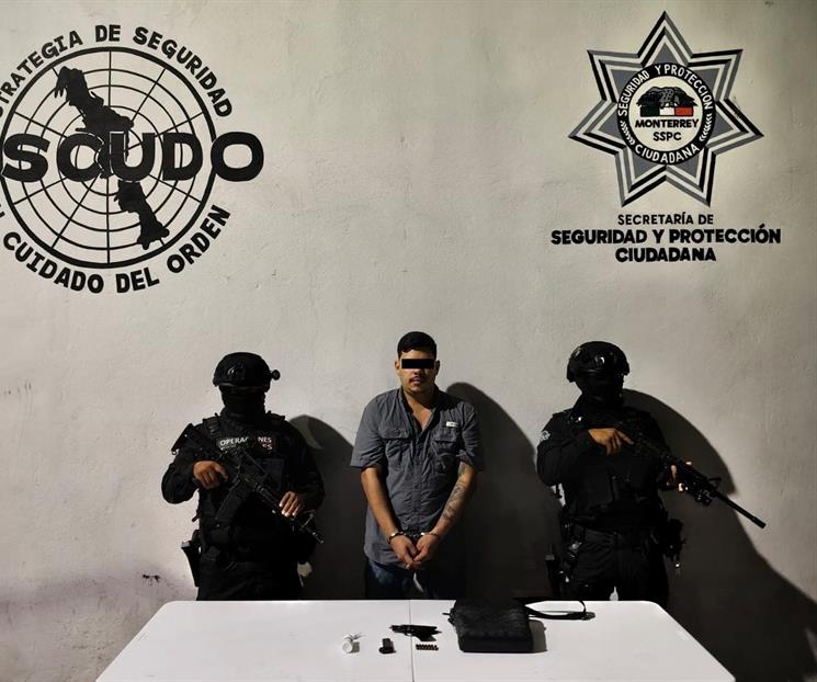 Detienen a sujeto con arma de fuego Detienen a sujeto con arma de fuego
