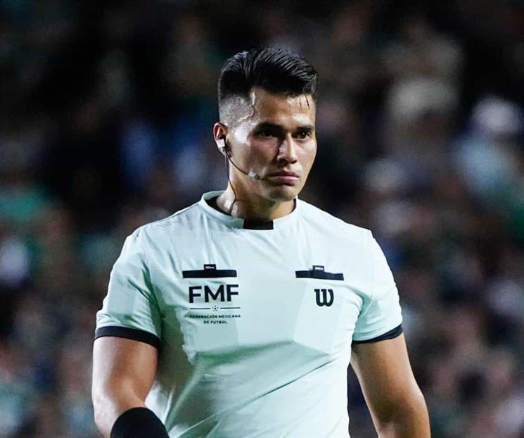 El mexicano Guillermo Larios, al VAR en la final del Mundial
