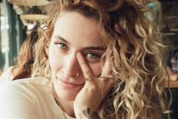 Hija de Michael Jackson mantiene disputa legal por su herencia