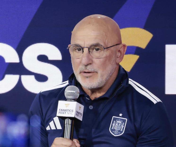 Lamine tiene que ser Lamine, Messi es inigualable: De la Fuente