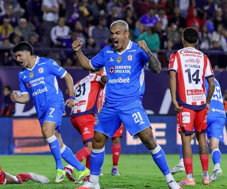 Cruz Azul arranca el Apertura con victoria Cruz Azul arranca el Apertura con victoria