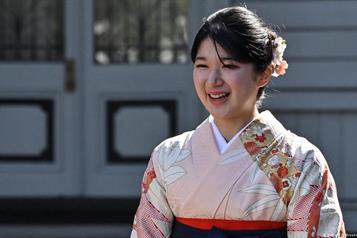 Jap&oacute;n modifica ley para no permitir emperatriz y "adoptar" emperador