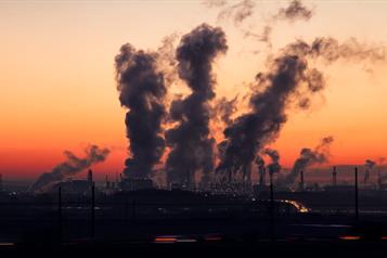 Revisa bloque europeo su mercado de carbono