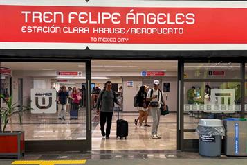 Al d&iacute;a, 5,800 usan Tren Felipe &Aacute;ngeles para salir o llegar al AIFA
