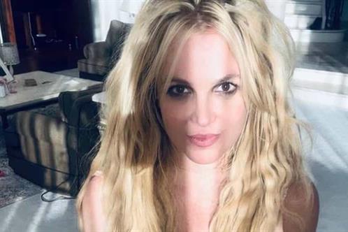 Hijo de Britney Spears niega que su madre tenga una doble