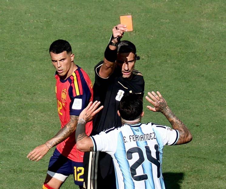 Argentina y España van a tiempos extra; La Albiceleste juega con 10 Argentina y España van a tiempos extra; La Albiceleste juega con 10