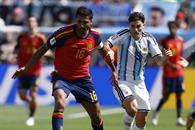 Argentina y España empatan sin goles al descanso Argentina y España empatan sin goles al descanso