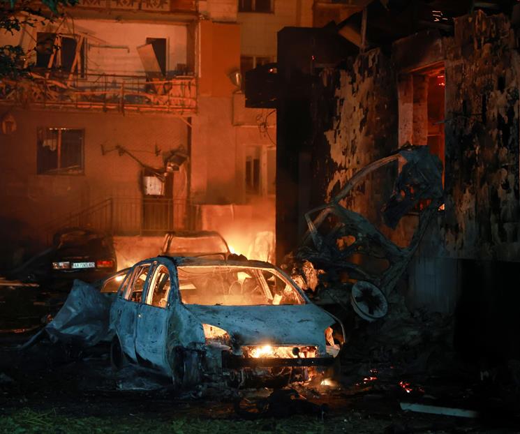 Lanza Rusia intenso bombardeo sobre la capital de Ucrania Lanza Rusia intenso bombardeo sobre la capital de Ucrania