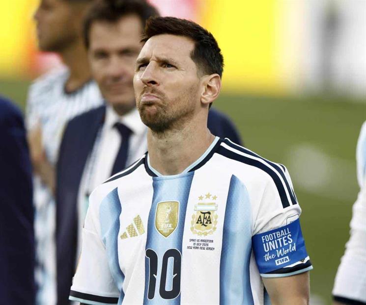 Messi y 9 futbolistas se ausentan de festejos en Argentina Messi y 9 futbolistas se ausentan de festejos en Argentina