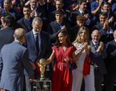 Selección Española celebra la Copa del Mundo con la Familia Real Selección Española celebra la Copa del Mundo con la Familia Real