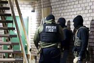 Usará ICE cámaras corporales durante sus operativos Usará ICE cámaras corporales durante sus operativos