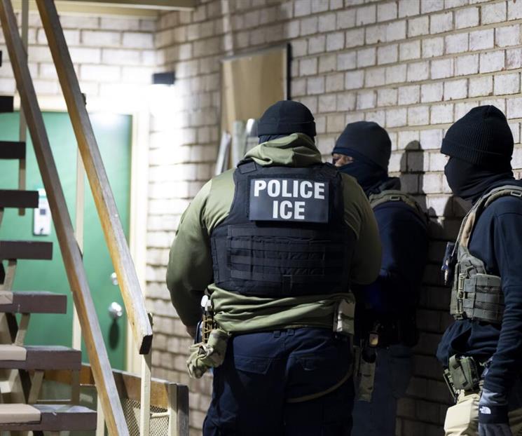 Usará ICE cámaras corporales durante sus operativos Usará ICE cámaras corporales durante sus operativos