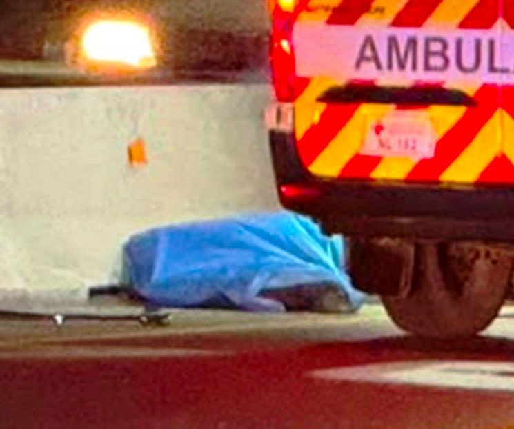 Detienen porristas a conductor que atropelló peatón Detienen porristas a conductor que atropelló peatón