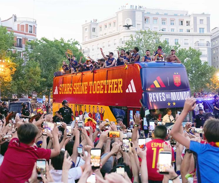 Recibe España a los campeones Recibe España a los campeones