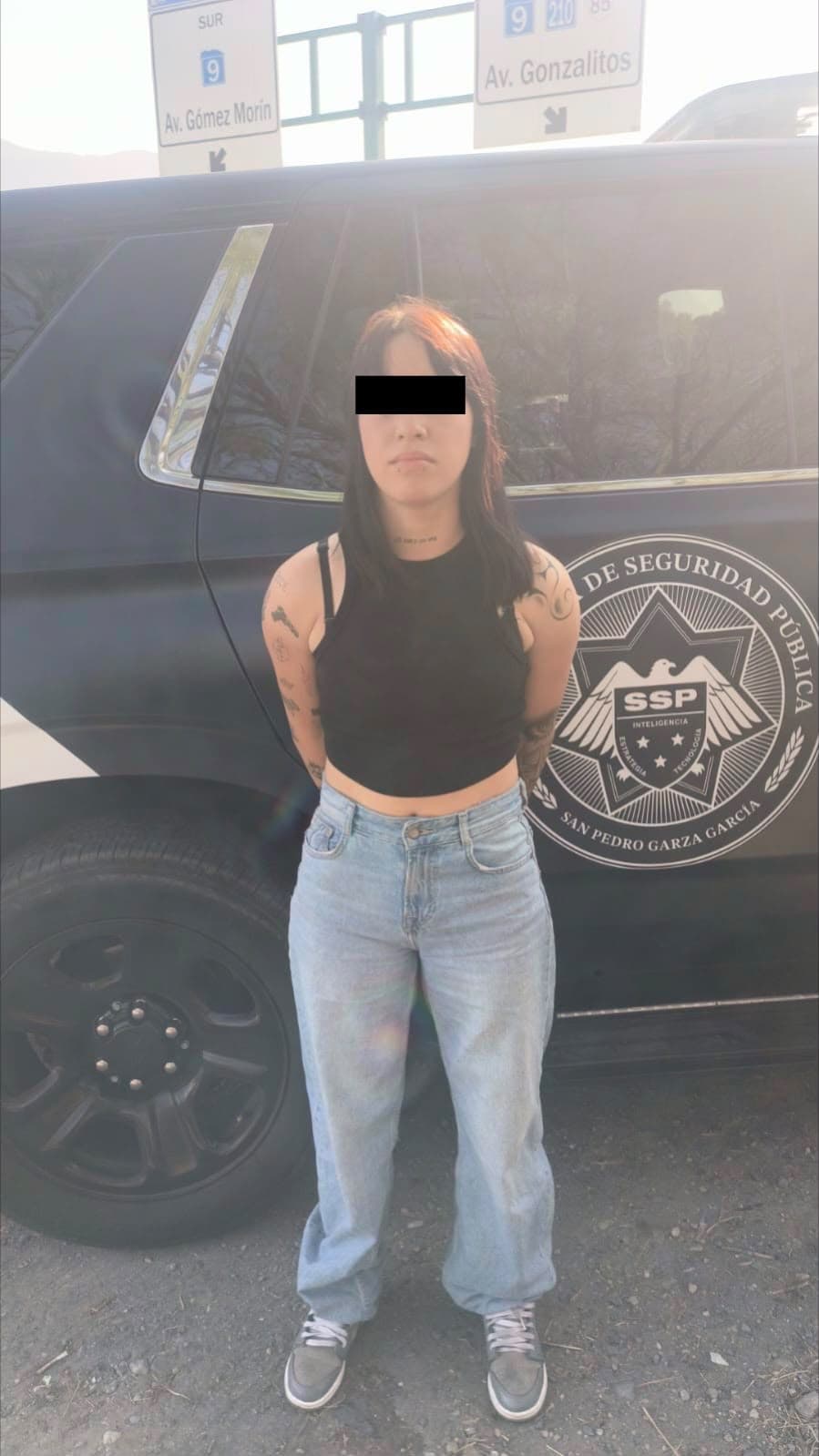 Elementos de la Secretar&iacute;a de Seguridad P&uacute;blica de San Pedro detuvo a tres personas presuntamente relacionadas con robos tipo fardero cometidos en distintos municipios del &aacute;rea metropolitana.