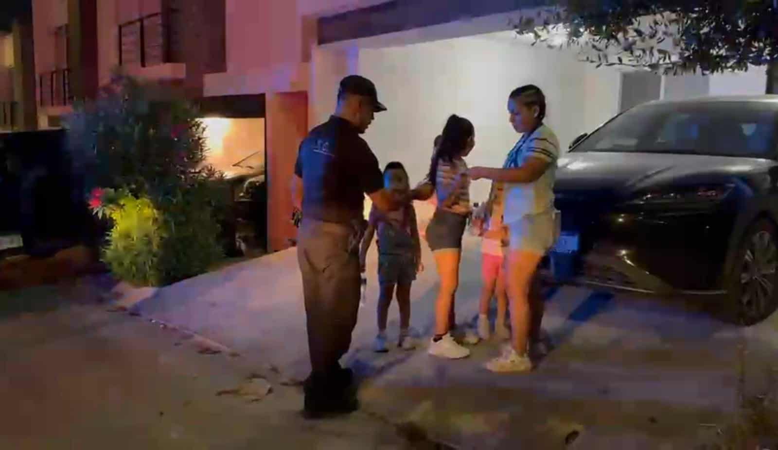 Una mujer y sus cuatro hijos fueron rescatados del Cerro del Topo Chico, luego de tras acudir a pasear ya no pudieron bajar al caer la noche y desorientarse.