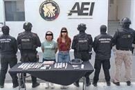 Arrestan a mujeres y menores por posesi&oacute;n de drogas