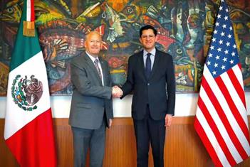 Se re&uacute;ne Canciller Velasco con embajador Johnson