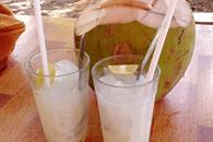 Bebidas saludables para hidratarte y mejorar la digesti&oacute;n