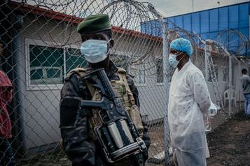 Más de mil personas han muerto por el ébola en RDC y Uganda: OMS