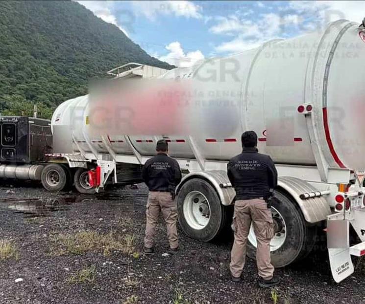 Aseguran 33 mil litros de huachicol en R&iacute;o Blanco, Veracruz