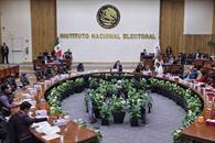 INE rechaza discutir lineamientos para regular campa&ntilde;as adelantadas