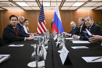 Lavrov califica de inaceptable apoyo militar de EU a Kiev