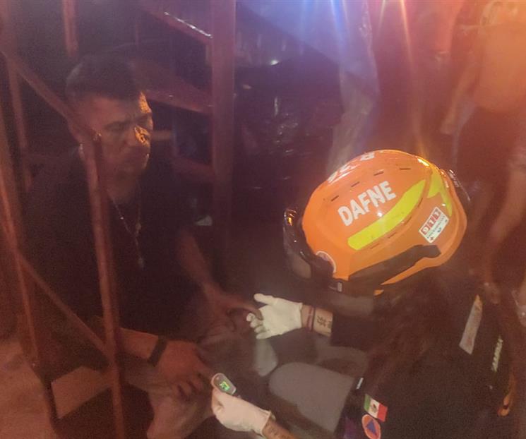 Consume incendio casa en Valle de San Mart&iacute;n