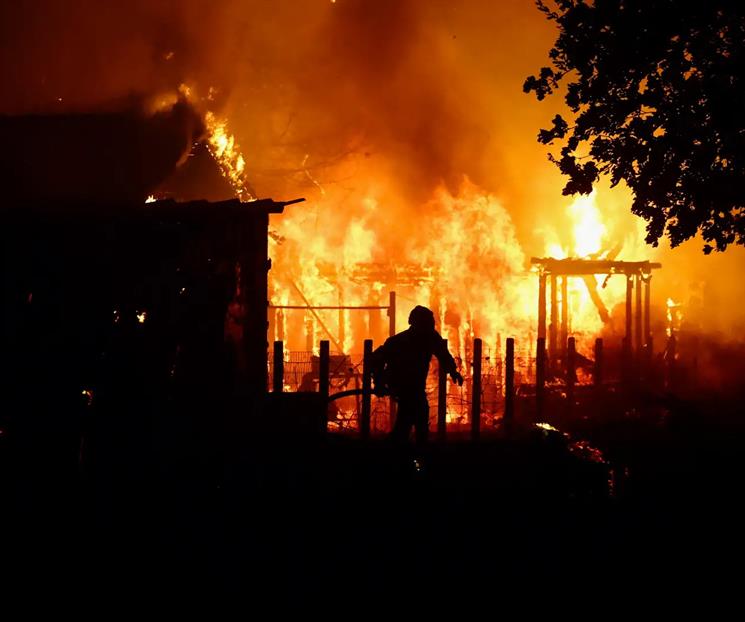 Incendios en Francia y Espa&ntilde;a fuerzan masivas evacuaciones