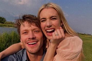 Contrae Emma Roberts matrimonio con el actor Cody John