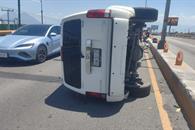 Volcadura deja dos lesionados en Carretera a Laredo Volcadura deja dos lesionados en Carretera a Laredo