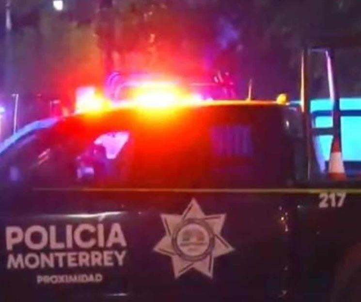 Muere adolescente al manipular un arma en Monterrey