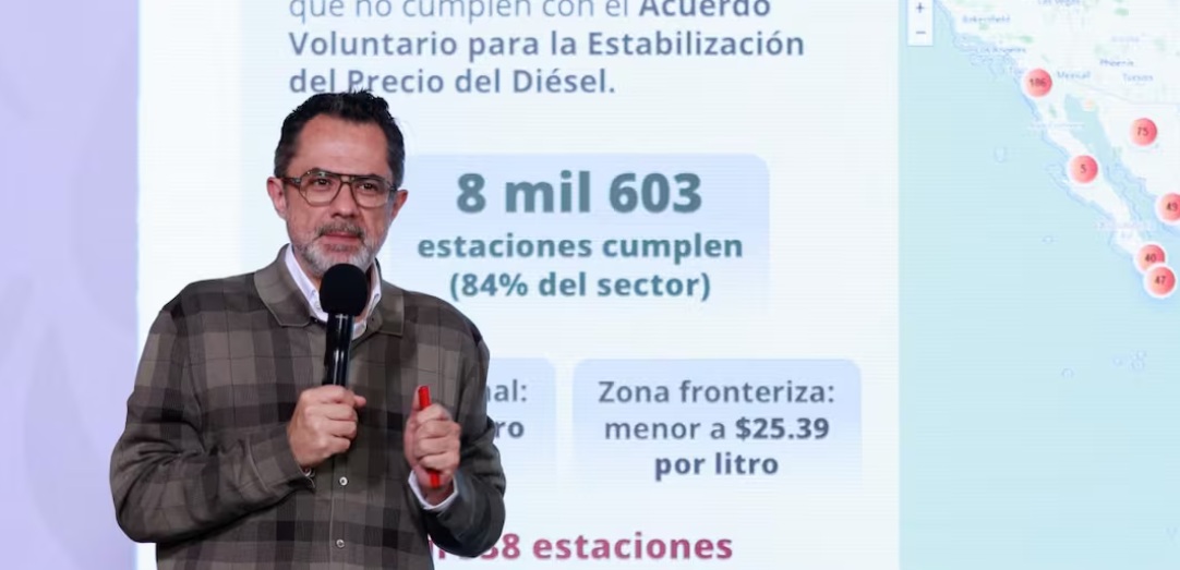Reconocen a gasolineros por respetar acuerdo del precio del di&eacute;sel