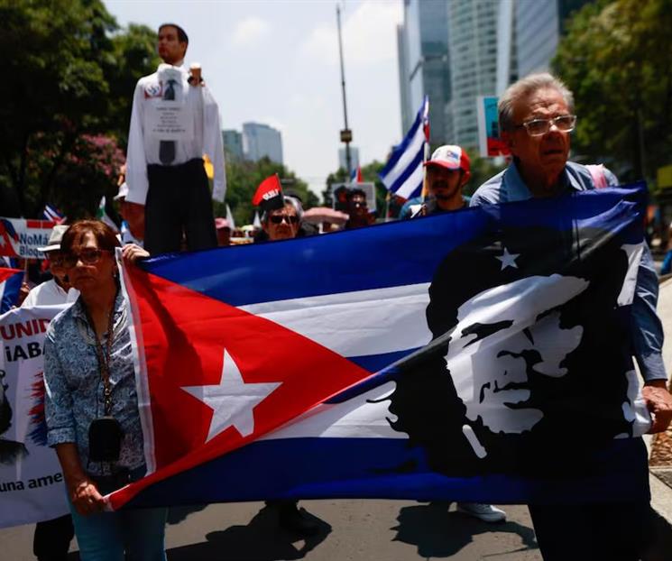 Marchan colectivos contra bloqueo de EU a Cuba Marchan colectivos contra bloqueo de EU a Cuba