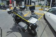 Cae en moto robada