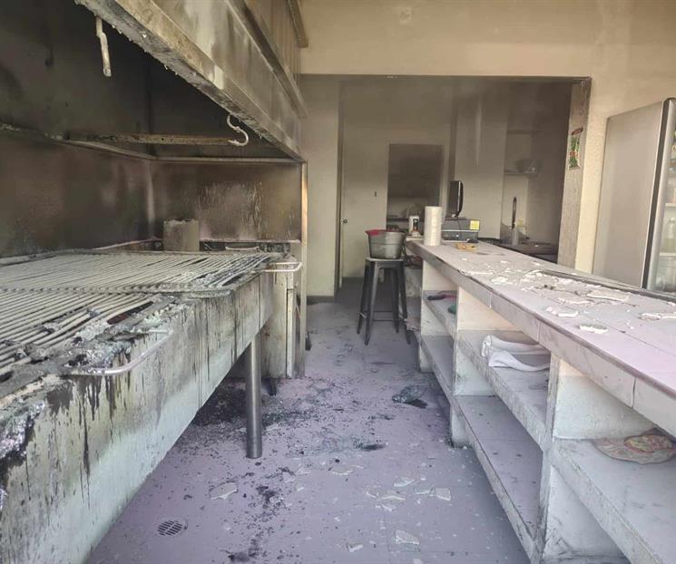 Alarma incendio en negocio de pollos